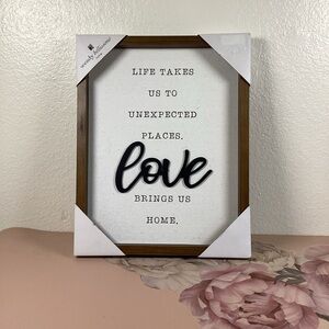 Wendy Bellissimo home “love” wall decor